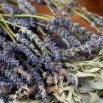 White Sage and Lavender (Біла шавлія та лаванда)